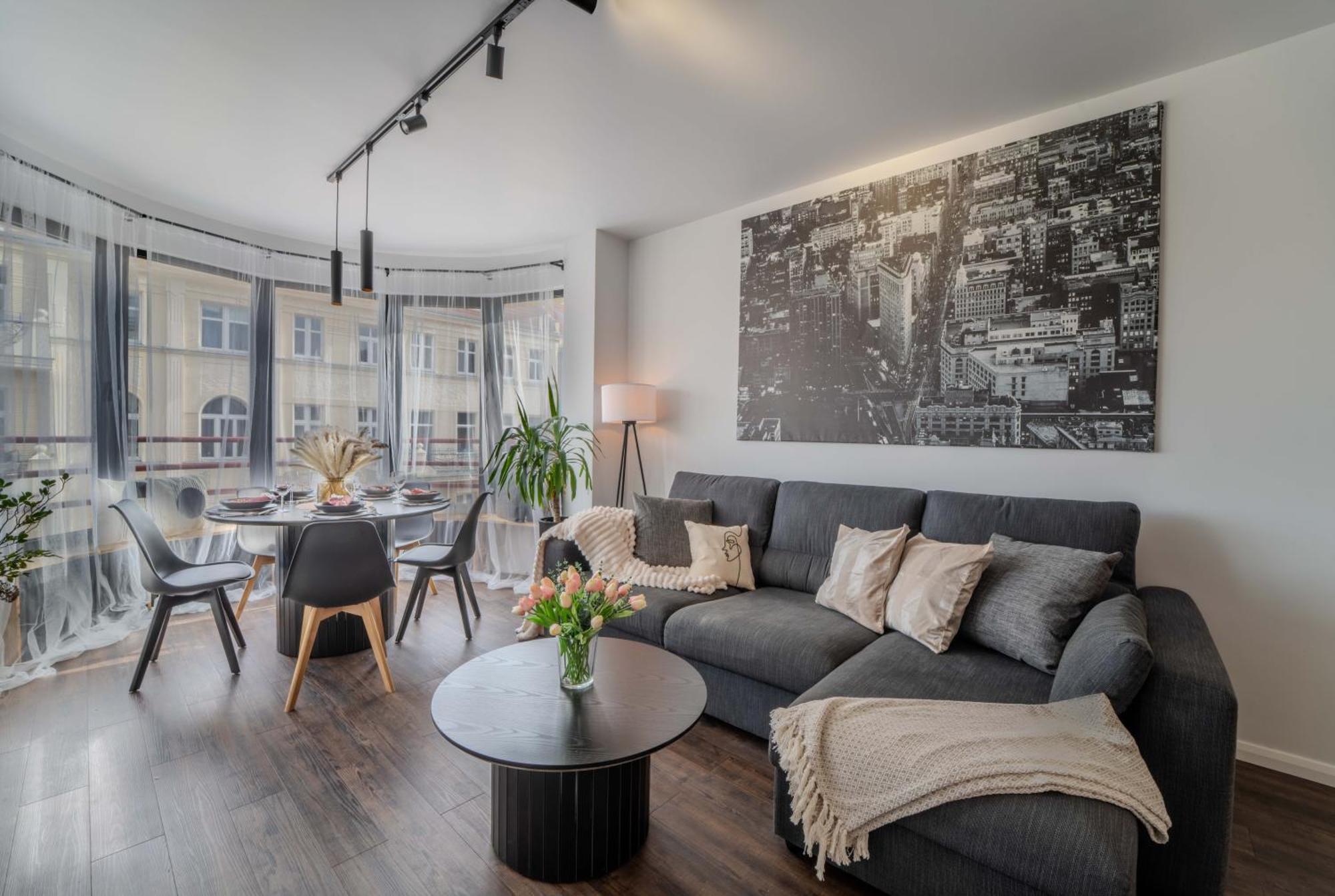 New Large Modern Apartment - City Center - 60M2 - Lift - Parking Breslau Exterior foto