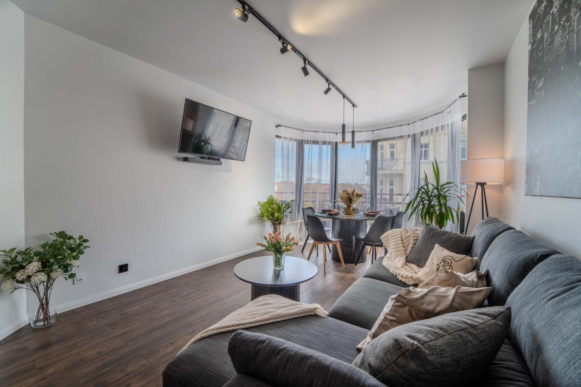 New Large Modern Apartment - City Center - 60M2 - Lift - Parking Breslau Exterior foto