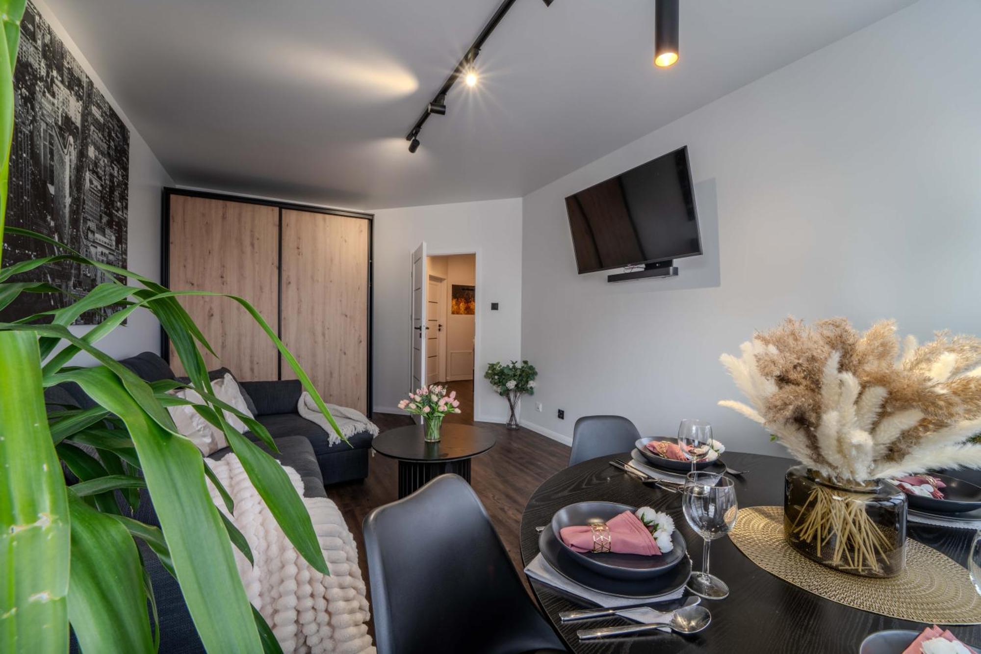 New Large Modern Apartment - City Center - 60M2 - Lift - Parking Breslau Exterior foto