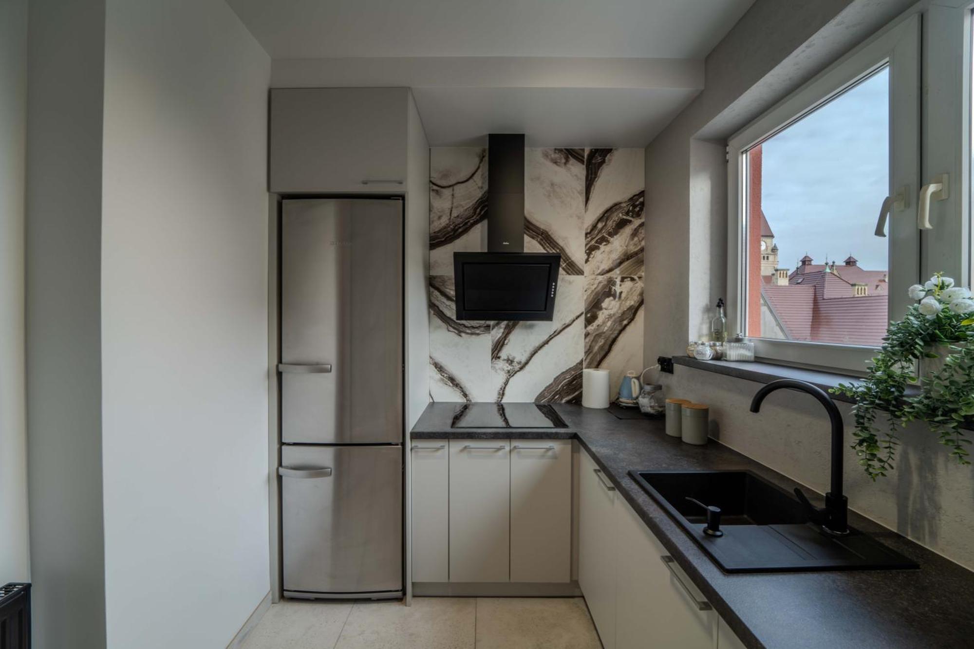 New Large Modern Apartment - City Center - 60M2 - Lift - Parking Breslau Exterior foto